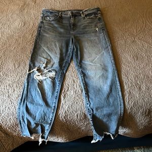 Womens Slim Straight Distressed Jean